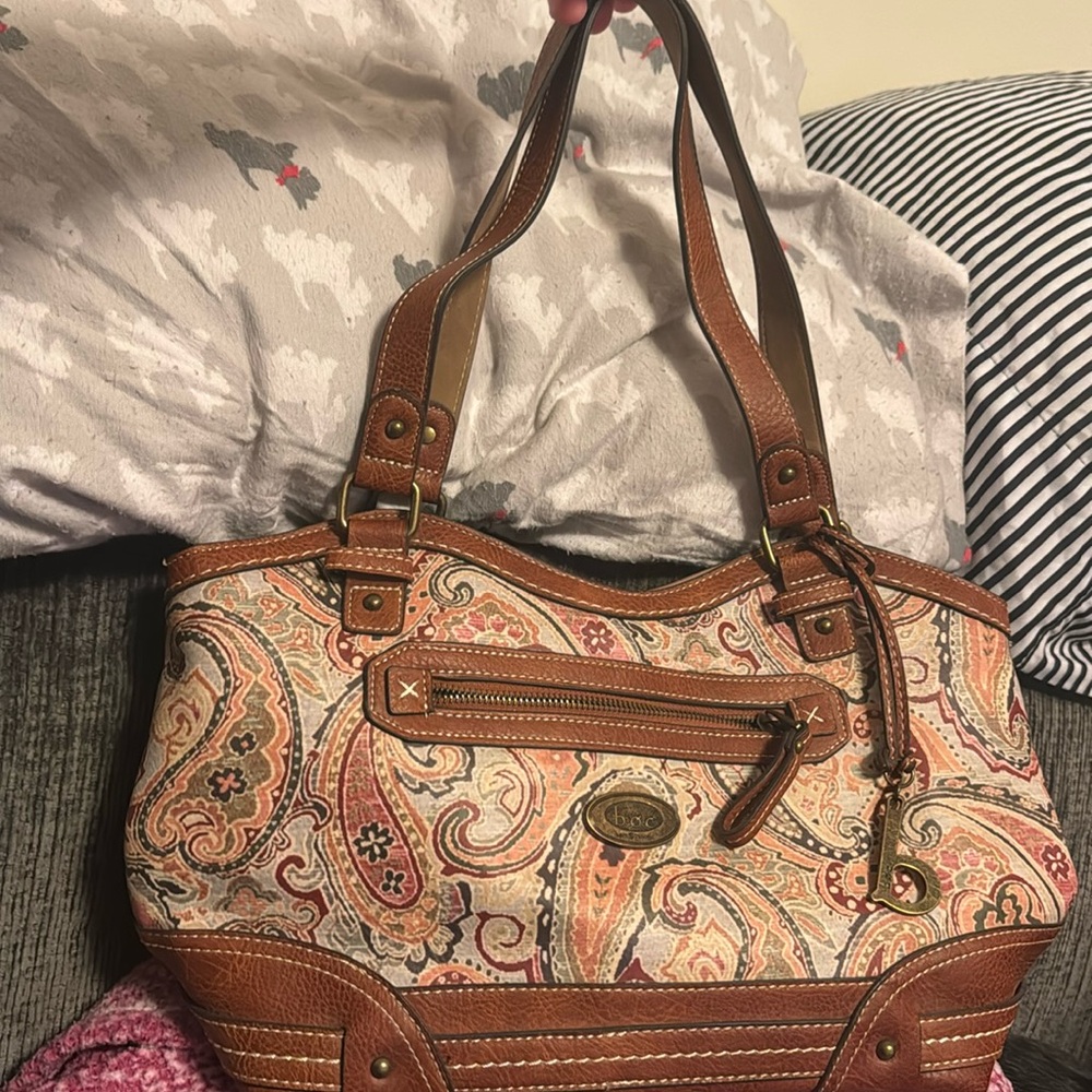 b.o.c. Born Concept 3-Compartment Paisley-Print Vinyl Shoulder Bag